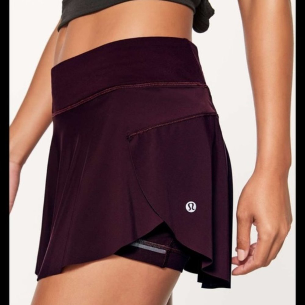 Lululemon Quick Pace Skirt w Shorts Dark Adobe vine red sz 8 Like new - Picture 1 of 8